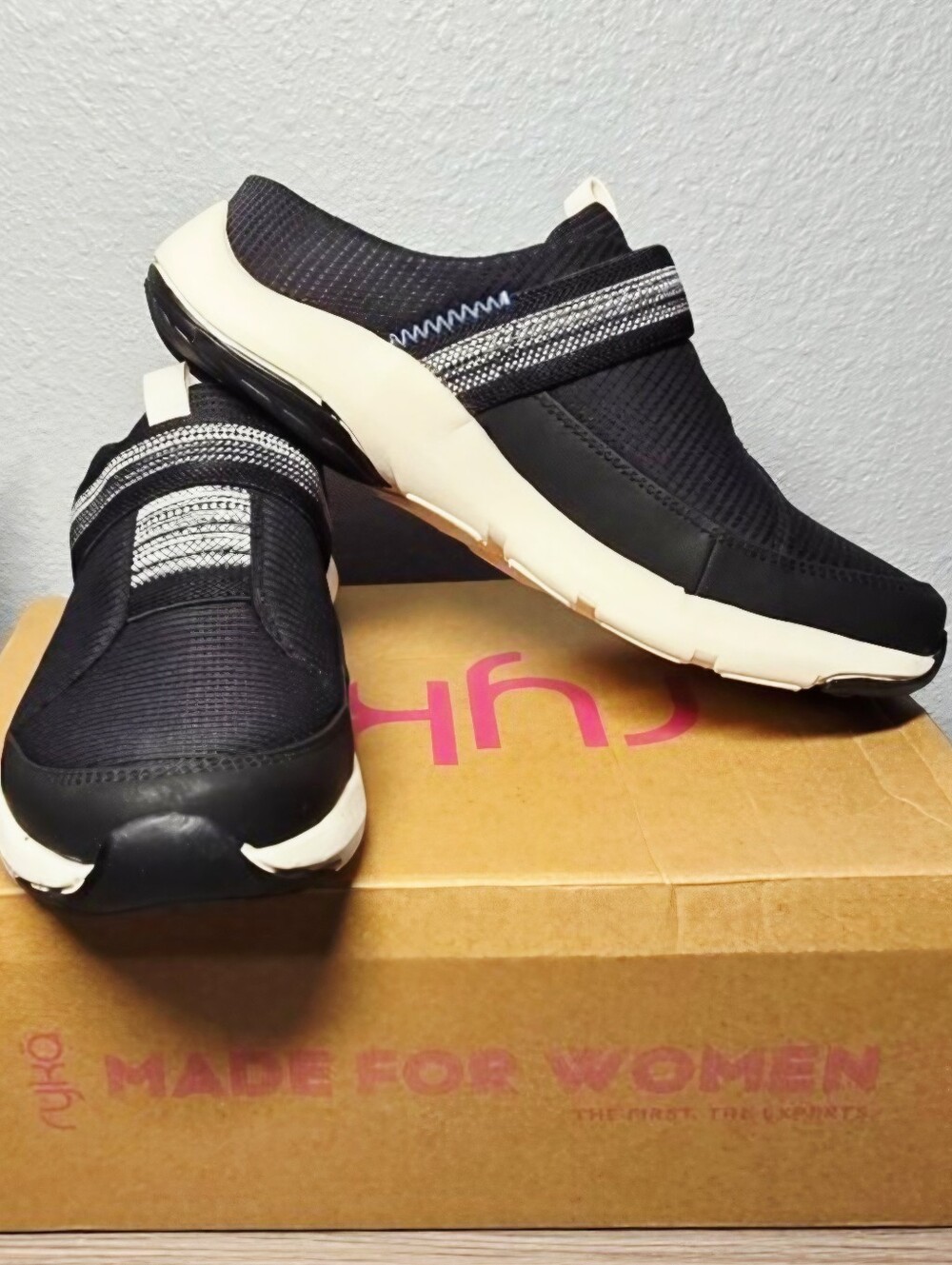 Ryka Engage Slip-On Black & White Athletic Mules. Size:7 Women's New In Box!!